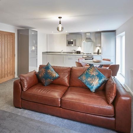 Host & Stay - Bagdale Rise Уитби Екстериор снимка